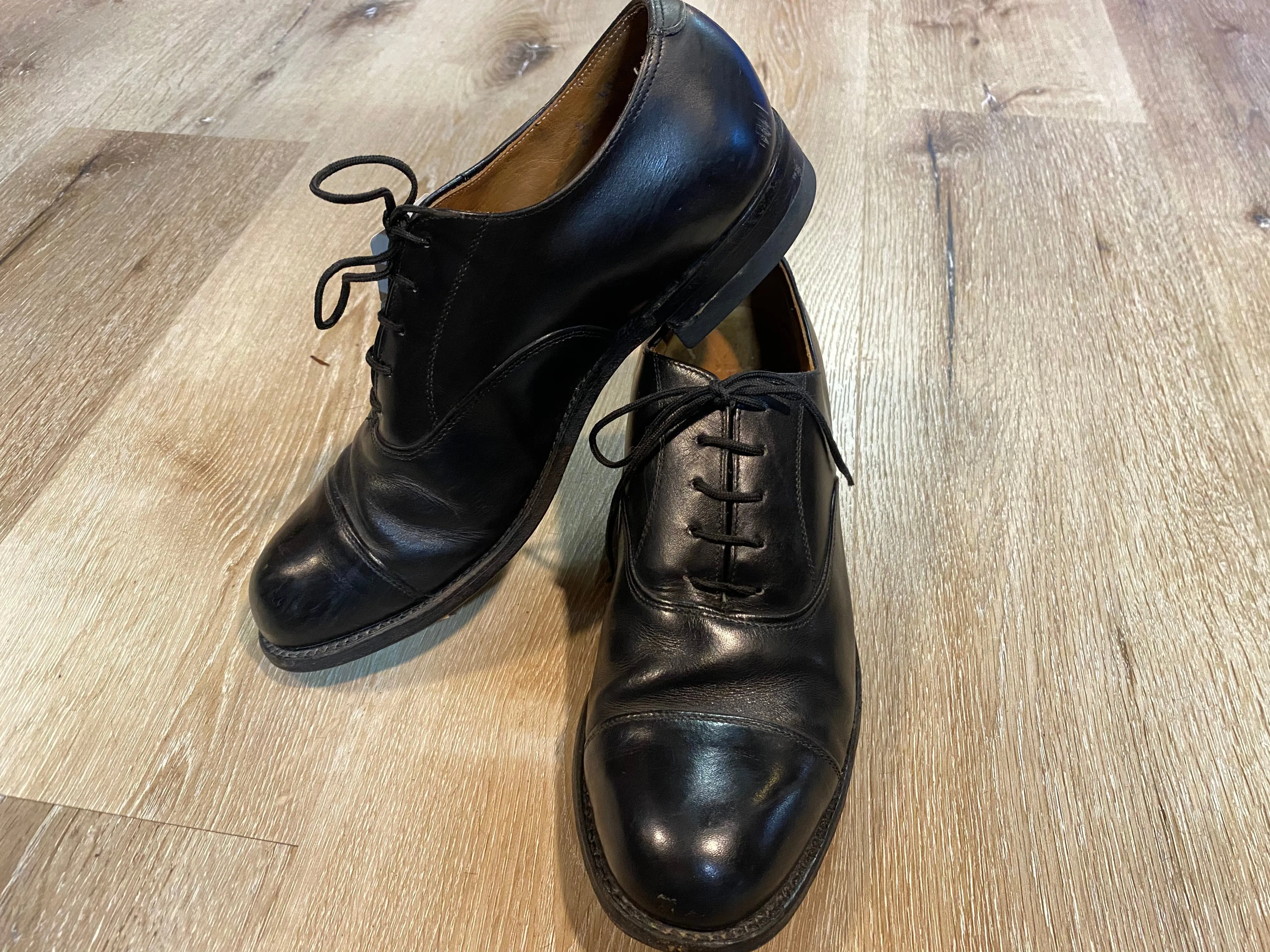 Cap Toe Mid-Century Oxford Shoes 6.5M 39/40 (Canada)