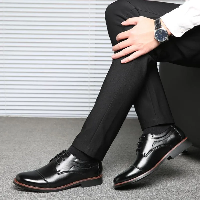 Men's Patent Leather Oxfords With Pointed Toe